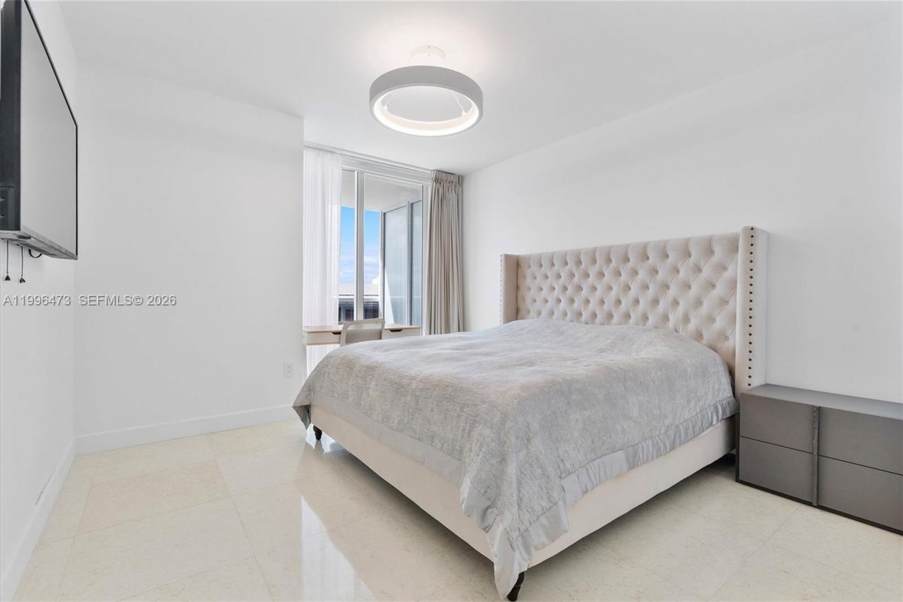 1830 S Ocean Dr, Unit 4503, Hallandale Beach, FL 33009 Photo