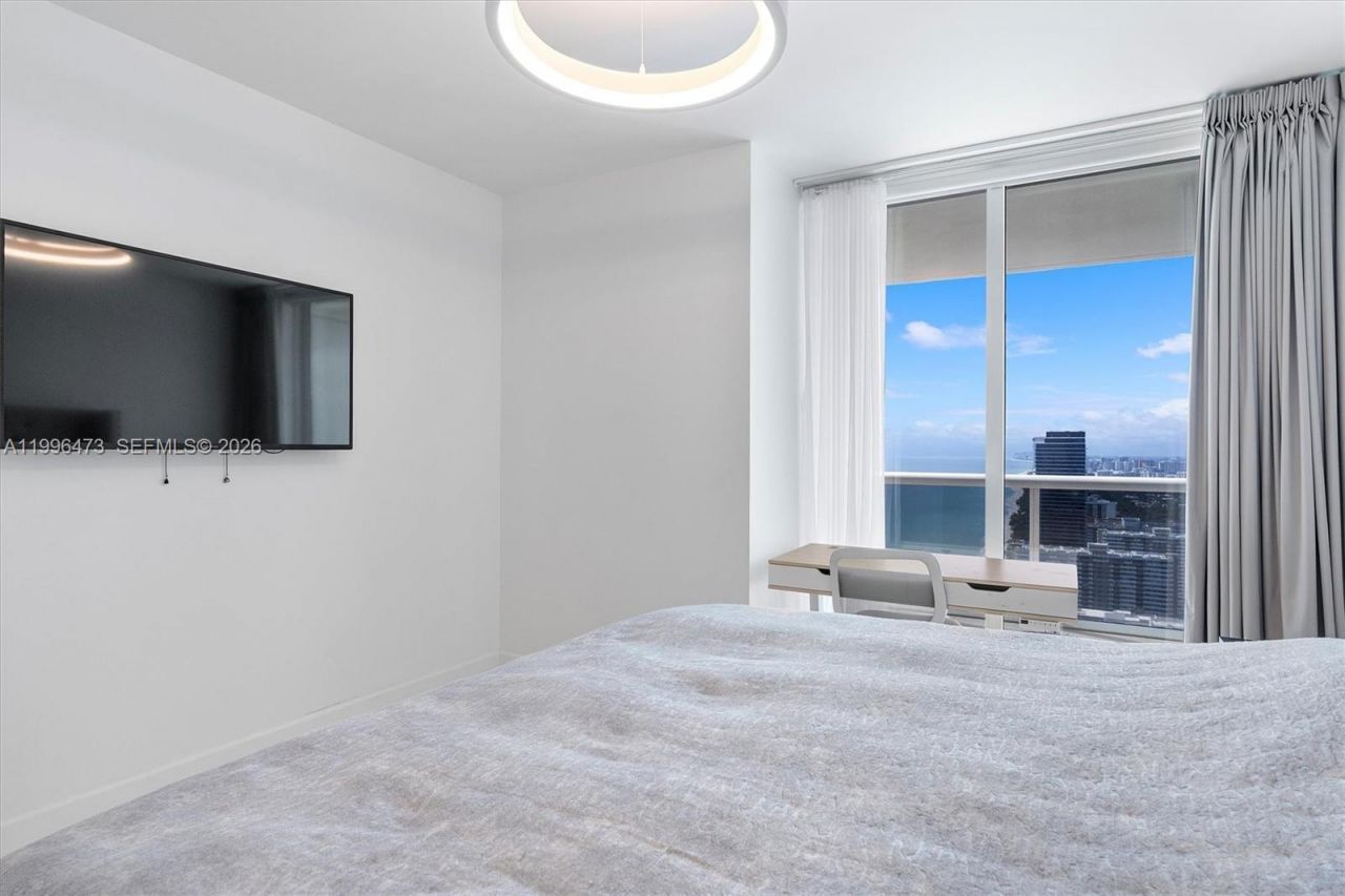 1830 S Ocean Dr, Unit 4503, Hallandale Beach, FL 33009 Photo