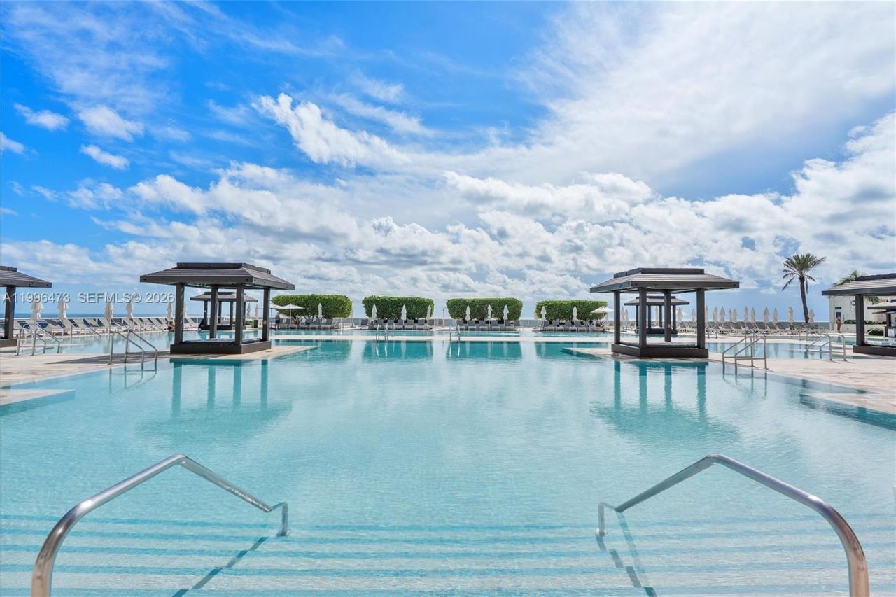 1830 S Ocean Dr, Unit 4503, Hallandale Beach, FL 33009 Photo