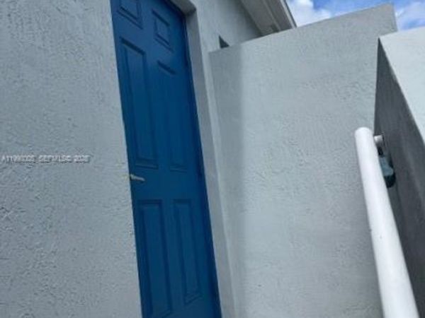 9430 SW 170th Psge, Miami, FL 33196