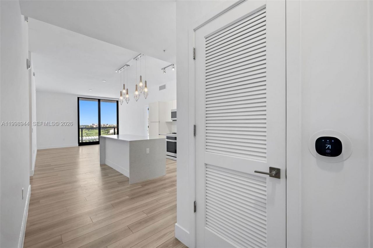 101 Diplomat Pkwy, Unit 1409, Hallandale Beach, FL 33009 Photo