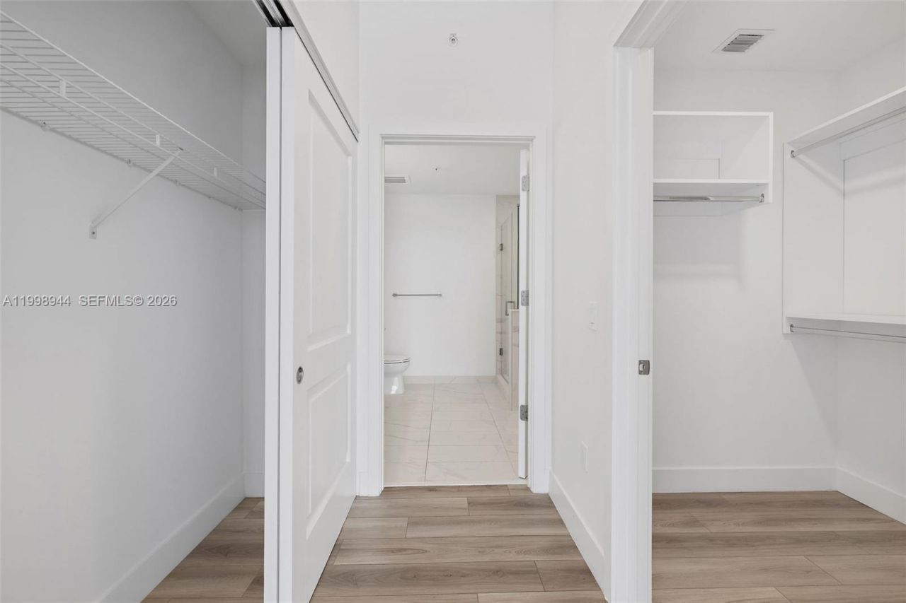 101 Diplomat Pkwy, Unit 1409, Hallandale Beach, FL 33009 Photo