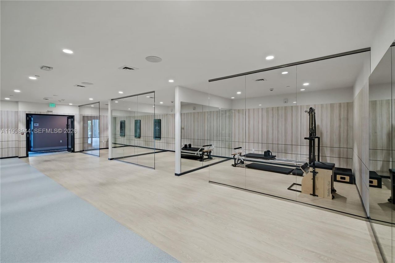 101 Diplomat Pkwy, Unit 1409, Hallandale Beach, FL 33009 Photo