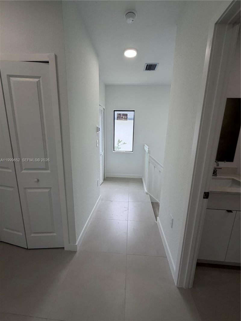 8034 NW 14 Pl, Unit 8034, Miami, FL 33147 Photo