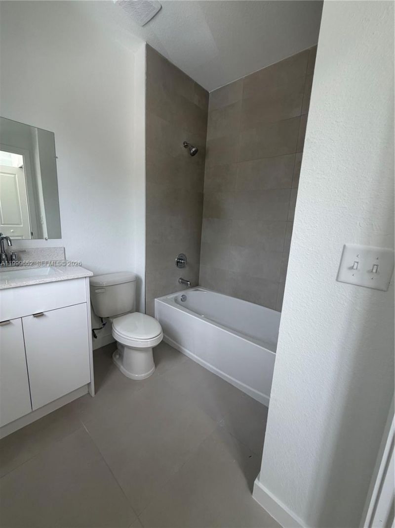 8034 NW 14 Pl, Unit 8034, Miami, FL 33147 Photo