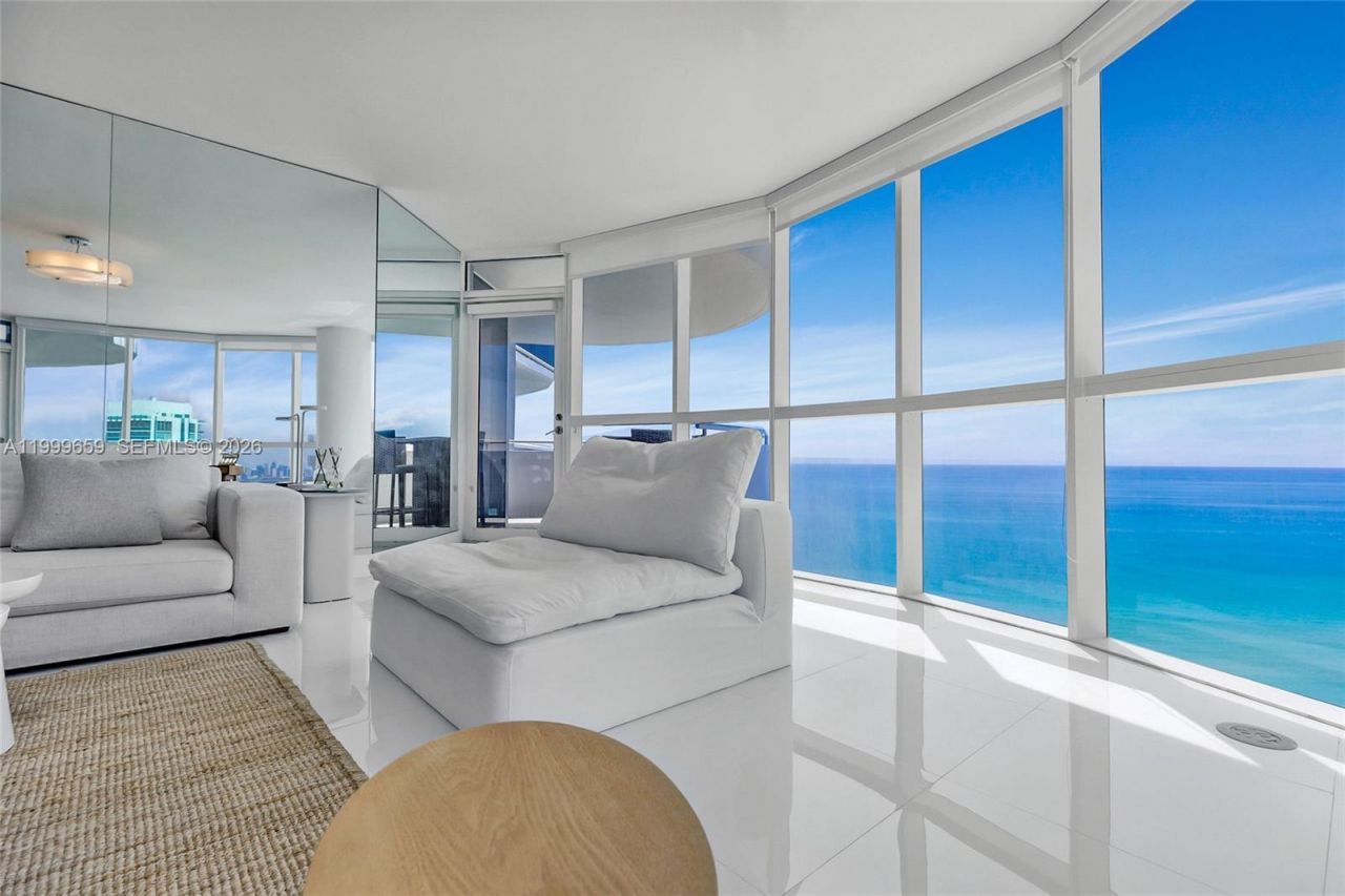 6301 Collins Ave, Unit 2103, Miami Beach, FL 33141 Photo