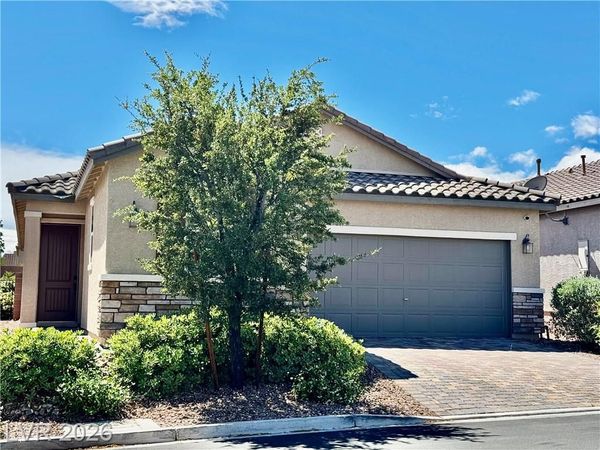 9257 Valley Betica Avenue, Las Vegas, NV 89148