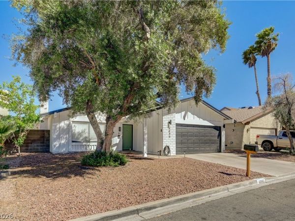 4840 Summerhill Road, Las Vegas, NV 89121