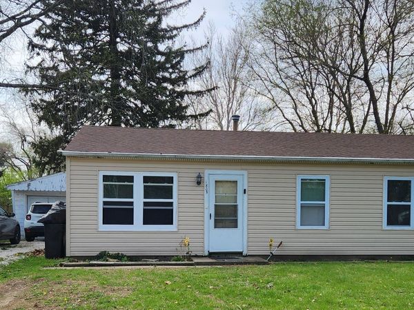 1805 Southwood Drive , Champaign, IL 61821