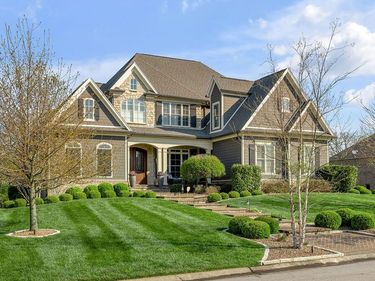 2656 Cayman Heights, Lexington, KY 40509