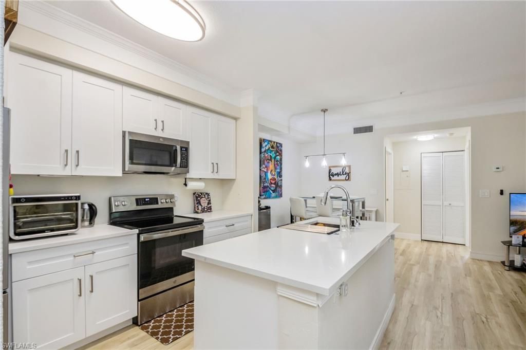 11550 Villa Grand, Unit 1310, Fort Myers, FL 33913 Photo