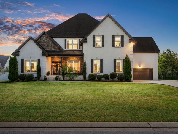 2527 Landis Ct, Murfreesboro, TN 37128