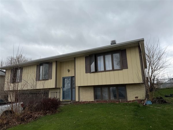 3419 Sue Lane NW, Cedar Rapids, IA 52405