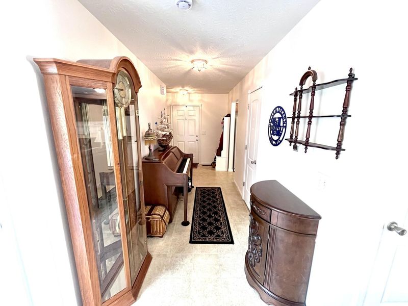 6547 Oak Crest Drive, Burlington, KY 41005 Photo 4