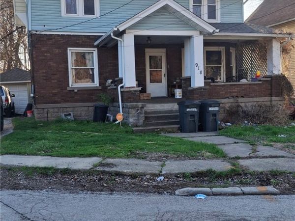 918 Seymour Drive , Ashtabula, OH 44004