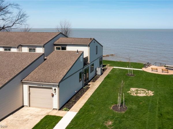 1371 Cleveland Road W, Unit E, Huron, OH 44839