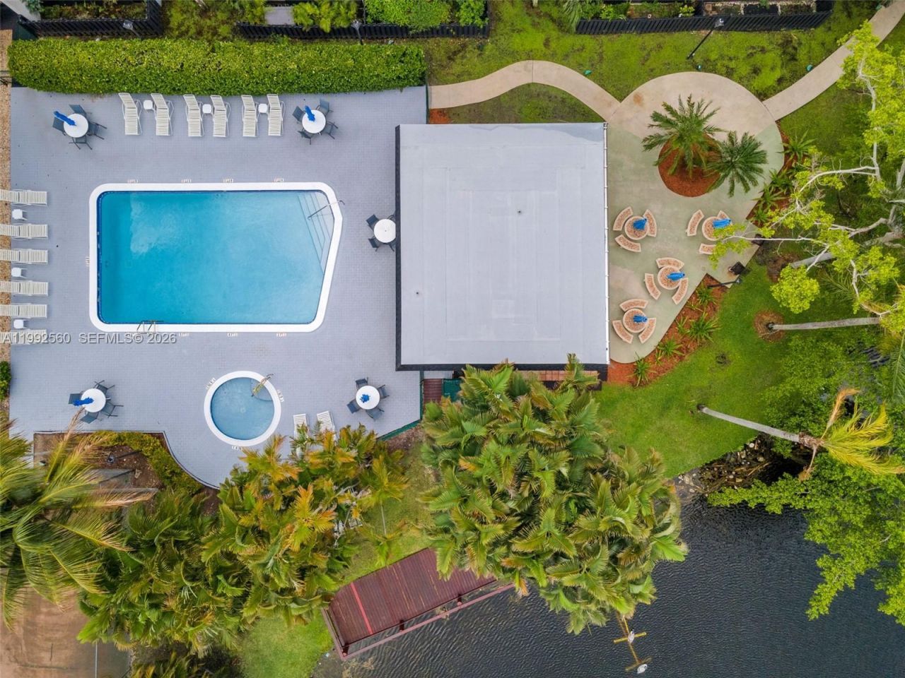 1021 Mockingbird Ln, Unit 302, Plantation, FL 33324 Photo