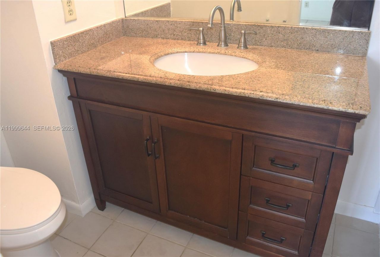 10013 Winding Lake Rd, Unit 102, Sunrise, FL 33351 Photo