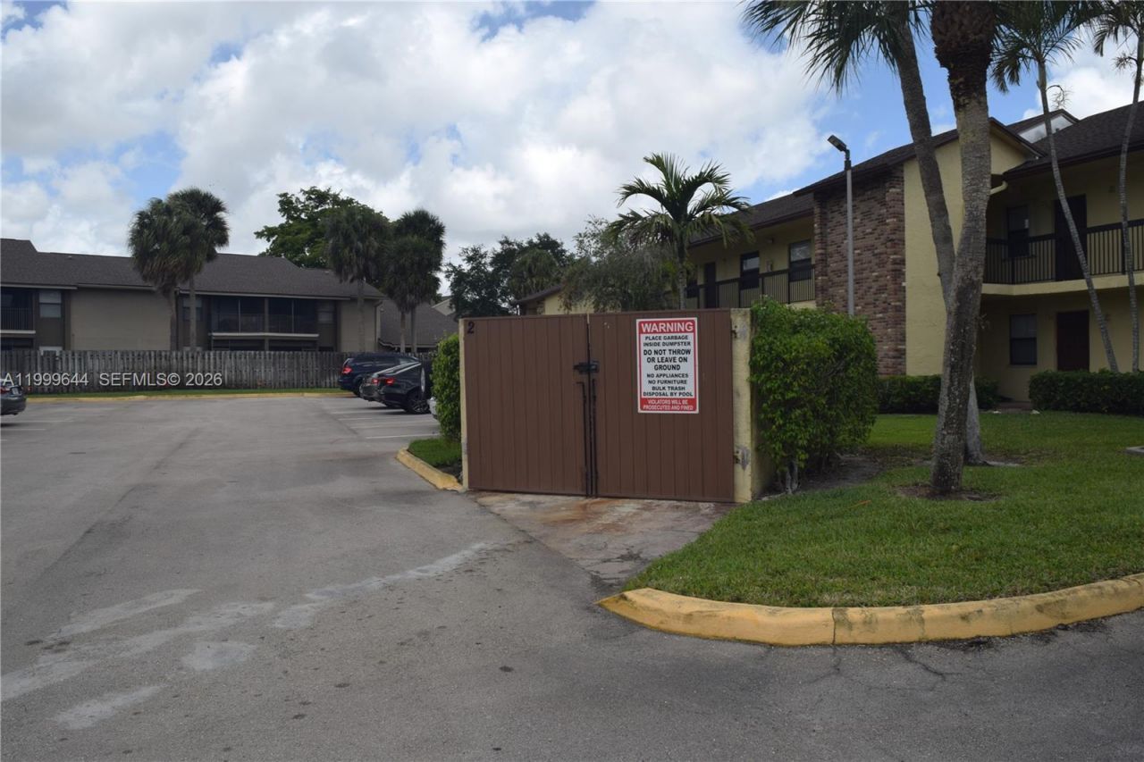 10013 Winding Lake Rd, Unit 102, Sunrise, FL 33351 Photo
