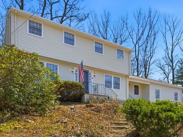 4 William J Hts, Framingham, MA 01702