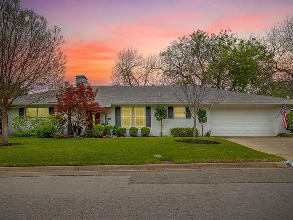 4209 Bilglade Road, Fort Worth, TX 76109