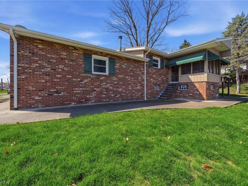 5625 Strausser Street NW, North Canton, OH 44720 Photo 36