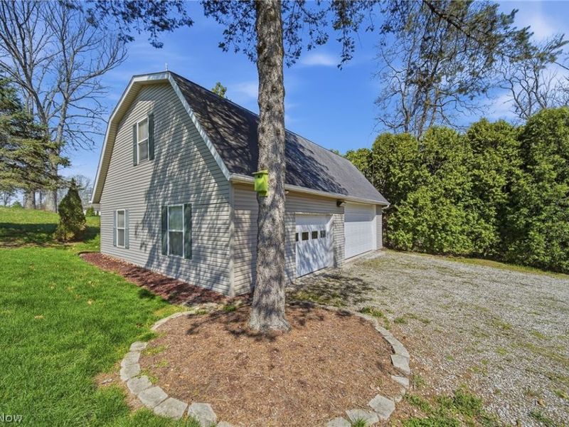 5625 Strausser Street NW, North Canton, OH 44720 Photo 38