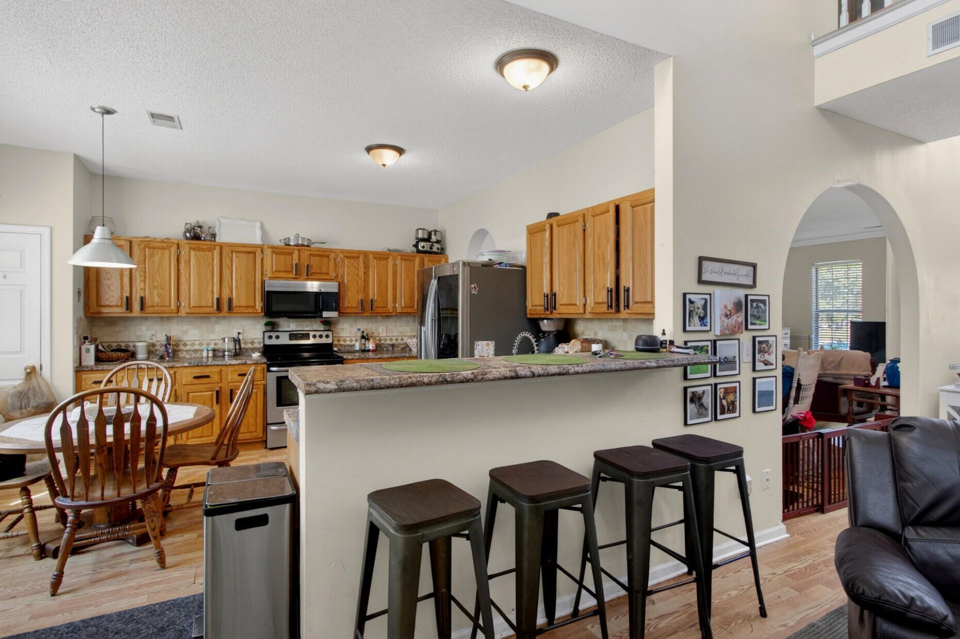 5400 Dwight Drive Photo 13