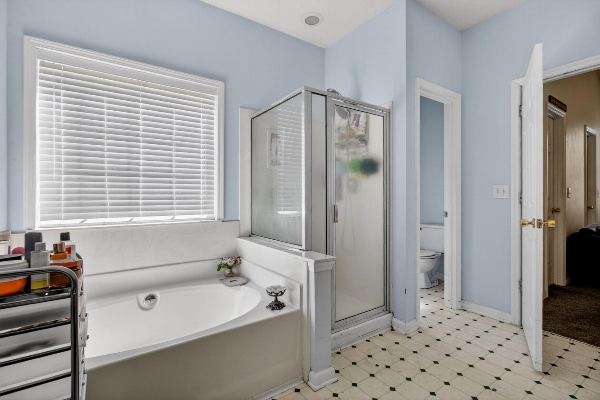 5400 Dwight Drive Photo 23