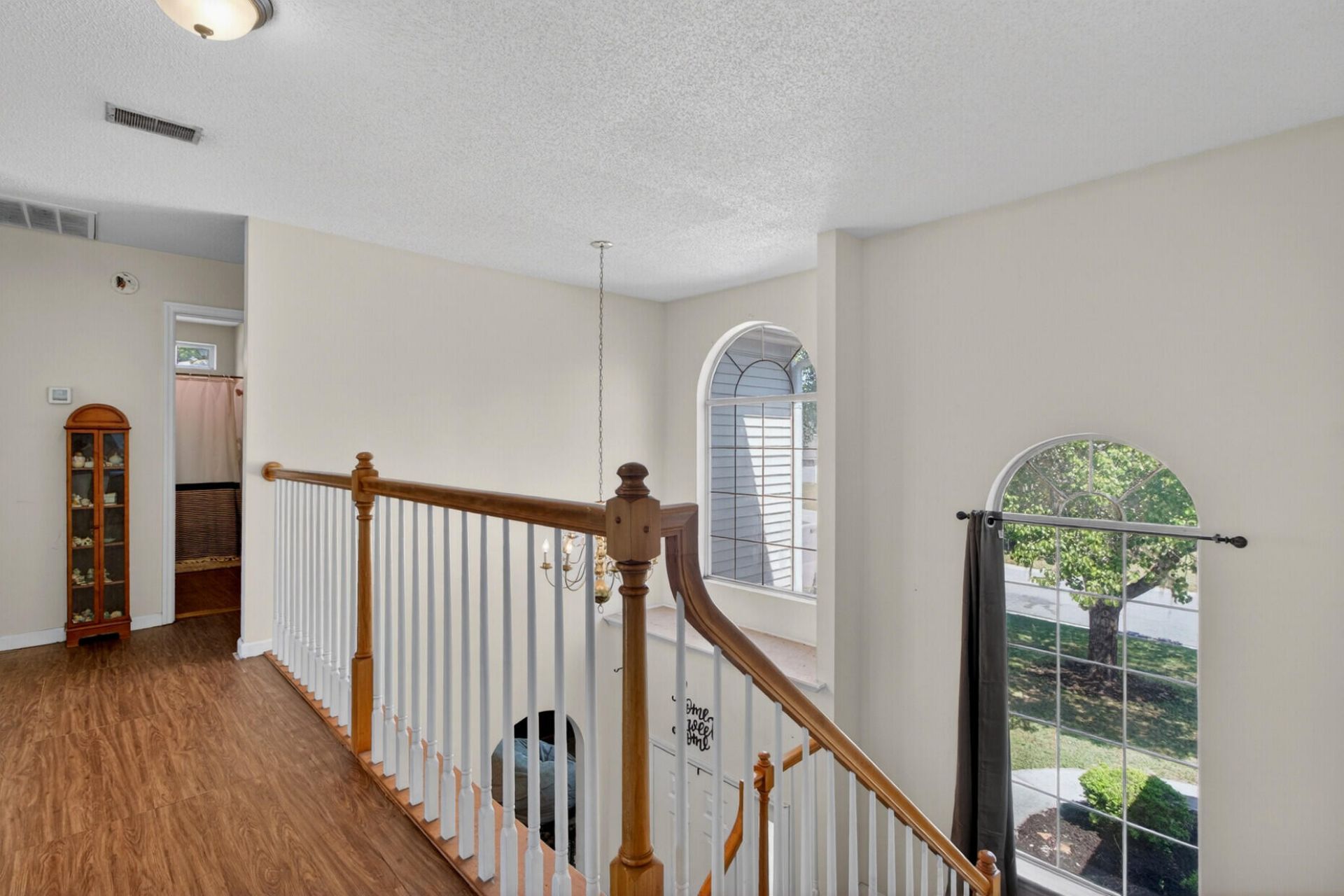 5400 Dwight Drive Photo 25