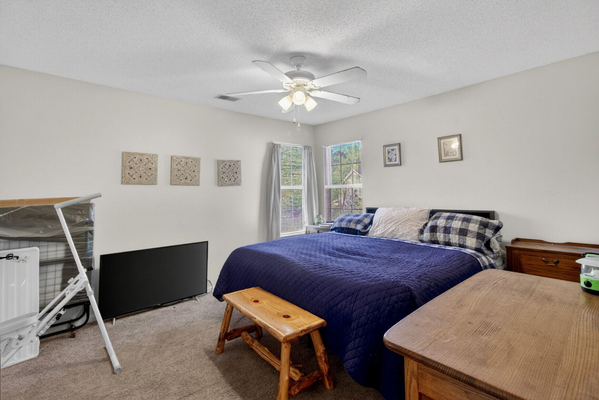 5400 Dwight Drive Photo 33