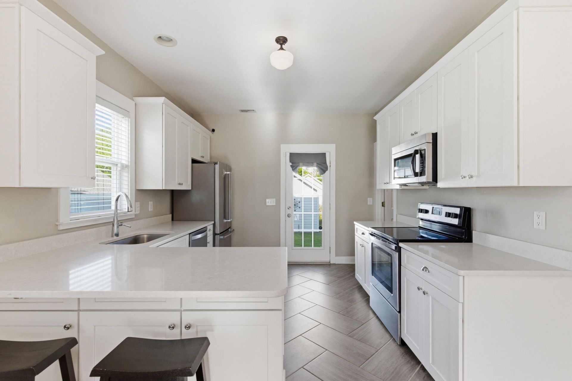 203 Hydrangea Street Photo 20