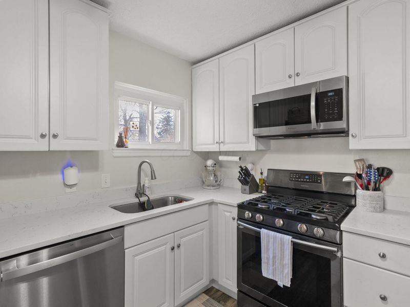 4896 Elks Drive, Columbus, OH 43214 Photo 11