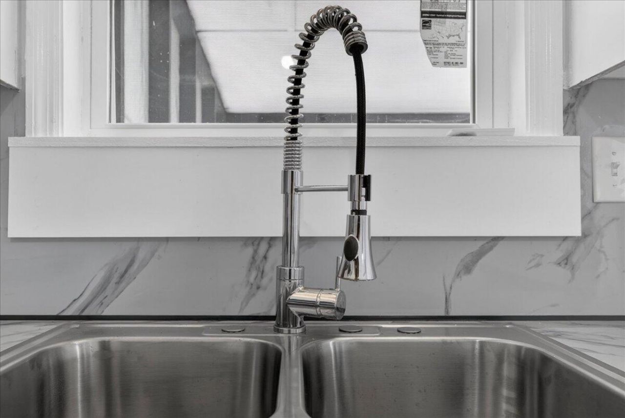 4025 Olivia Drive Photo 11