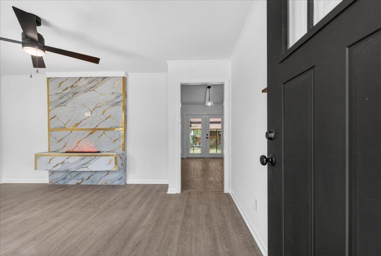 4025 Olivia Drive Photo 4