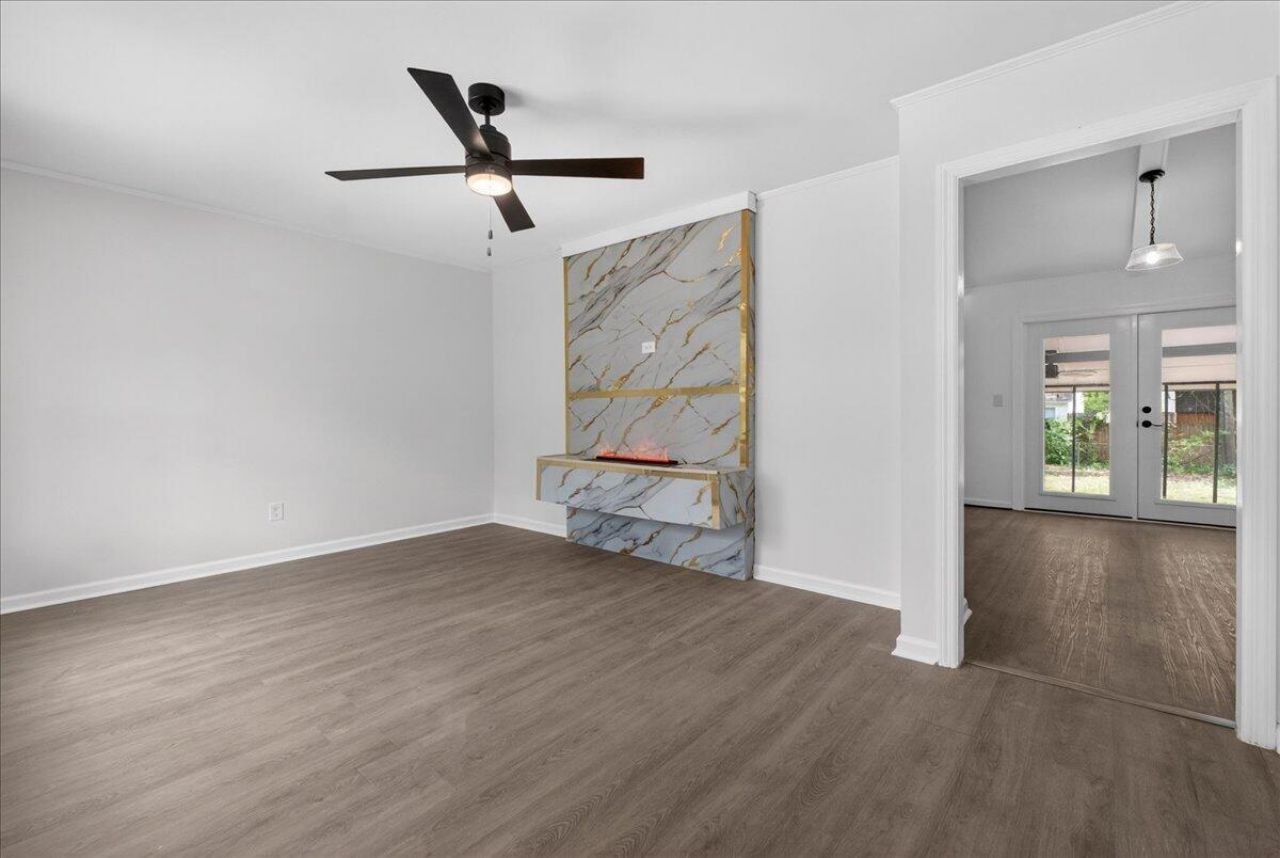 4025 Olivia Drive Photo 6