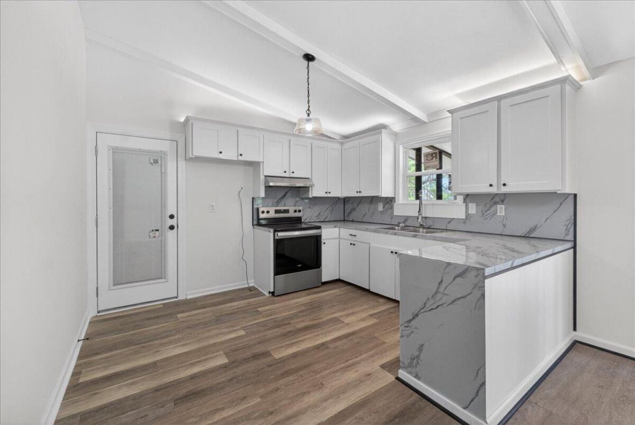 4025 Olivia Drive Photo 8