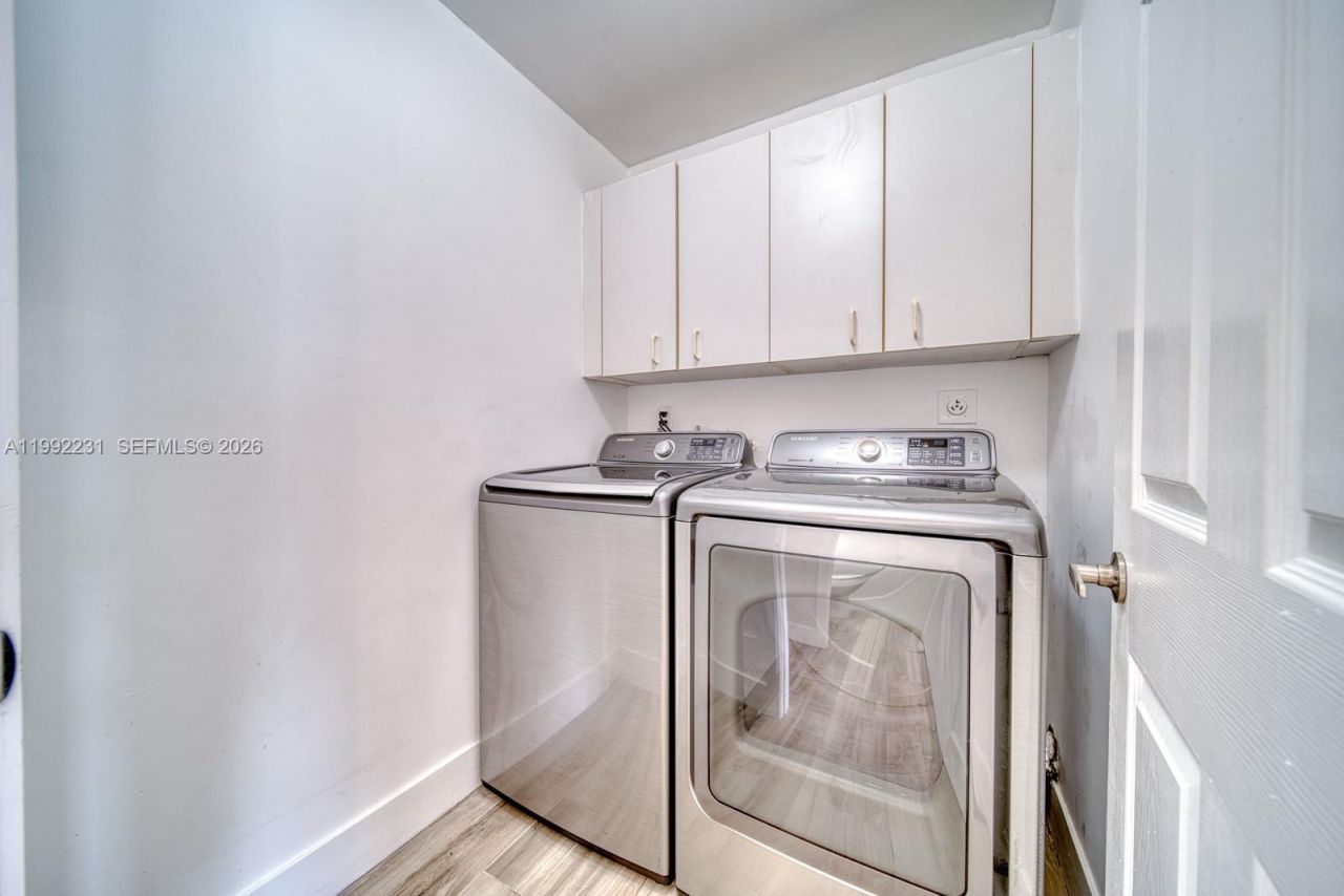 15261 SW 108th Ter, Miami, FL 33196 Photo