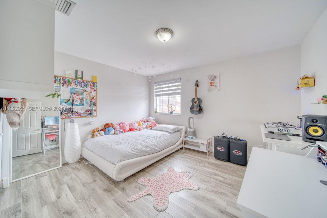 15261 SW 108th Ter, Miami, FL 33196 Photo