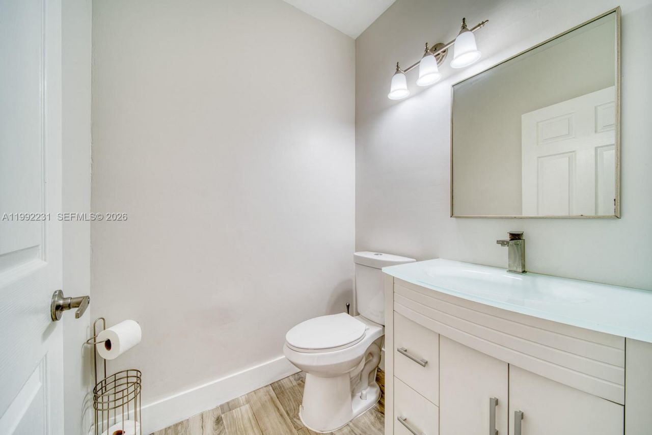 15261 SW 108th Ter, Miami, FL 33196 Photo