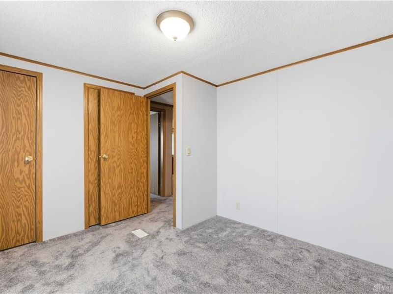 126 South Point Drive, Fairborn, OH 45324 Photo 13