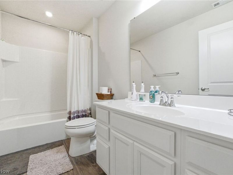 9194 Winfield Lane, North Ridgeville, OH 44039 Photo 18