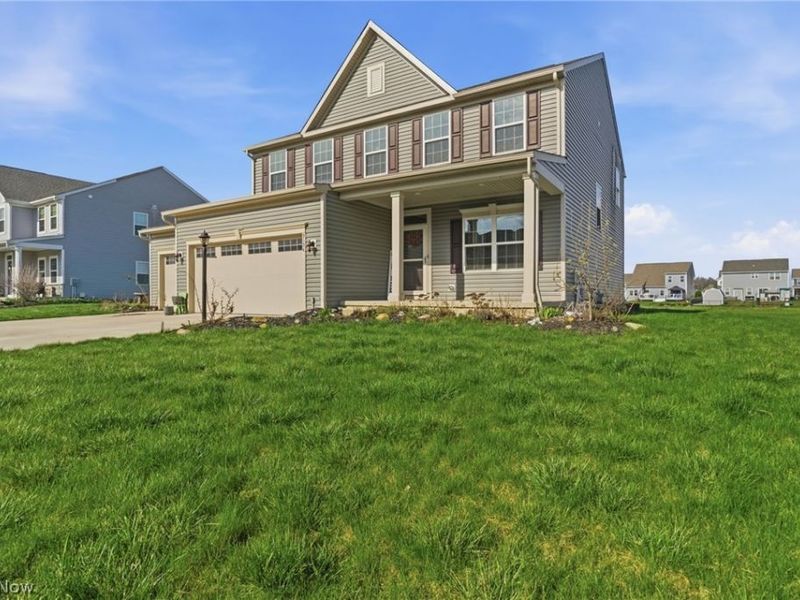 9194 Winfield Lane, North Ridgeville, OH 44039 Photo 2