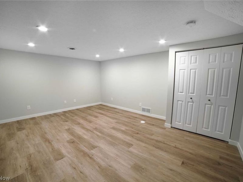 348 Silver Meadows Boulevard , Kent, OH 44240 Photo 14