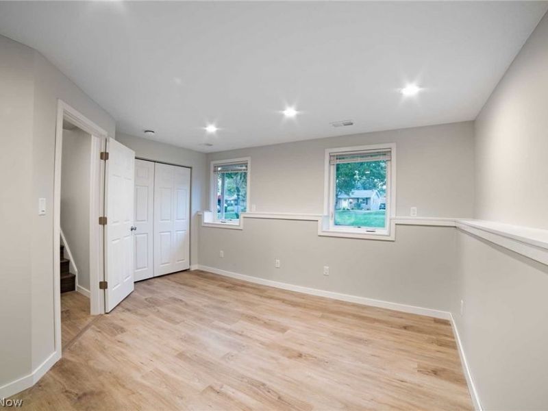 348 Silver Meadows Boulevard , Kent, OH 44240 Photo 6