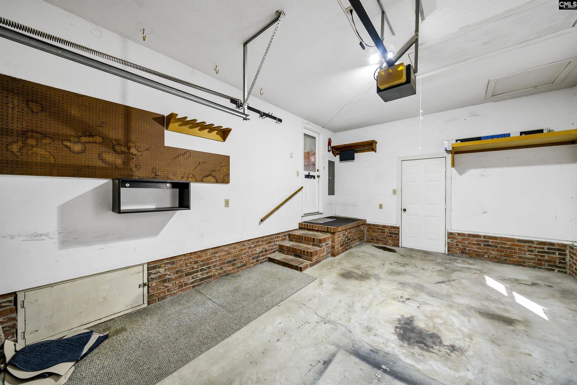 722 Moss Creek Drive Photo 32