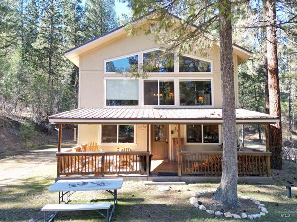 14 Forest Trail Rd, Garden Valley, ID 83622