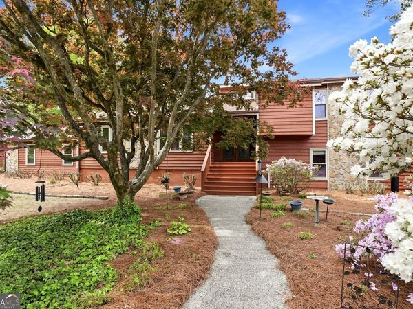 4228 Cove Court NE, Marietta, GA 30067