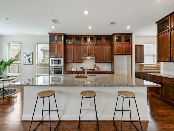 5704 Monrovia LN, Pflugerville, TX 78660