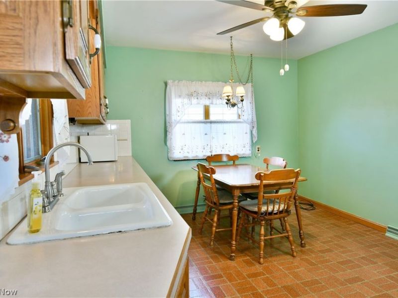 1737 Westwood Drive NW, Warren, OH 44485 Photo 10